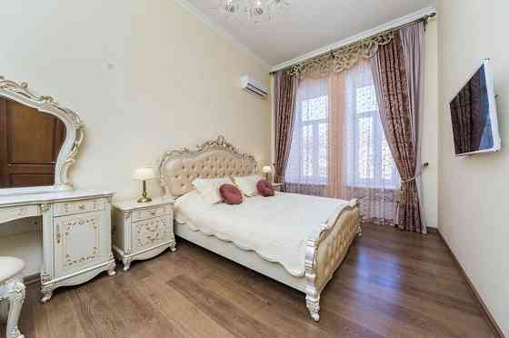 Сдам двухкомнатную квартиру в центре города. Одеса