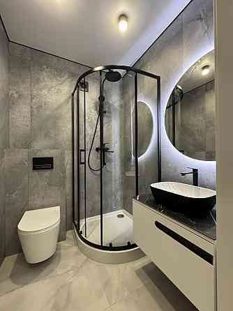 Кухня студія + 2- кімн новобудова здана з ремонтом меблями! Чернівці