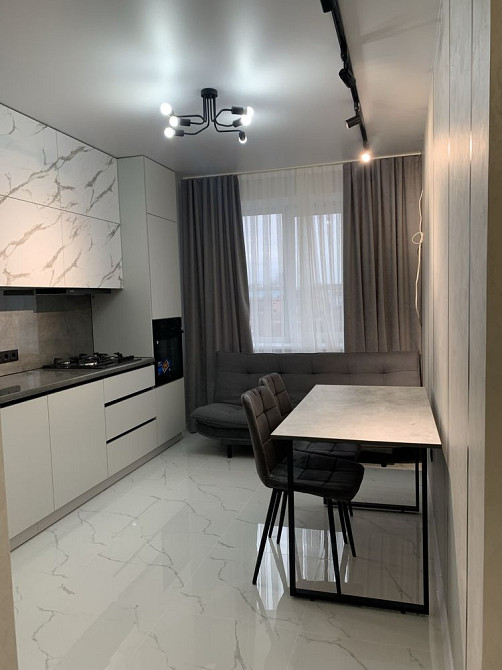 Кухня студія + 2- кімн новобудова здана з ремонтом меблями! Чернівці - зображення 5