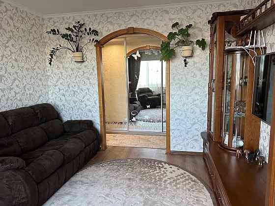 Продажа трехкомнатной квартиры с ремонтом на Осипенковском Запоріжжя