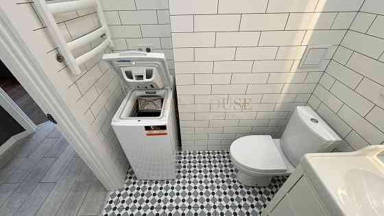 Простора квартира з гардеробною. Газ. Мінімальне оформлення Ирпень