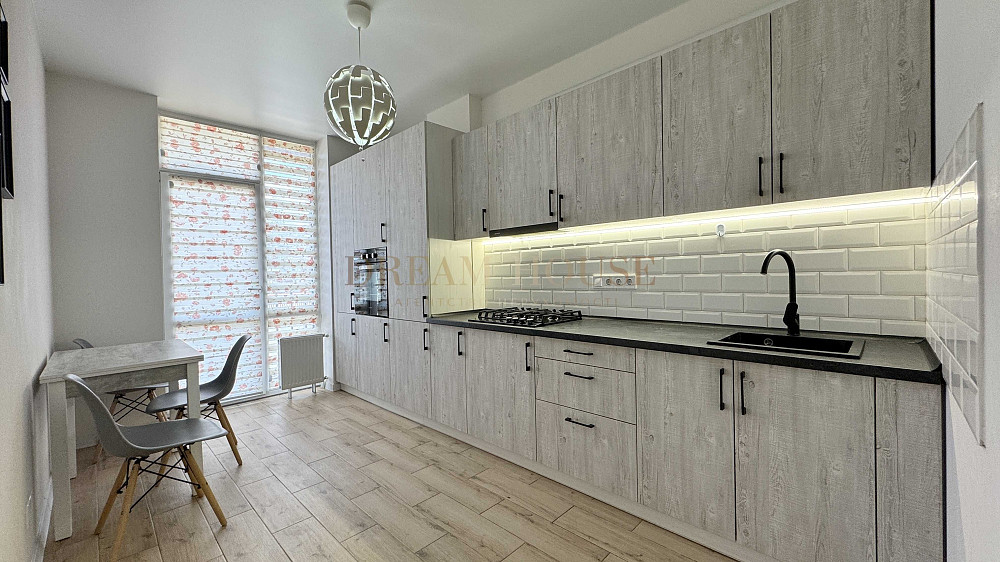 Простора квартира з гардеробною. Газ. Мінімальне оформлення Ирпень - изображение 6