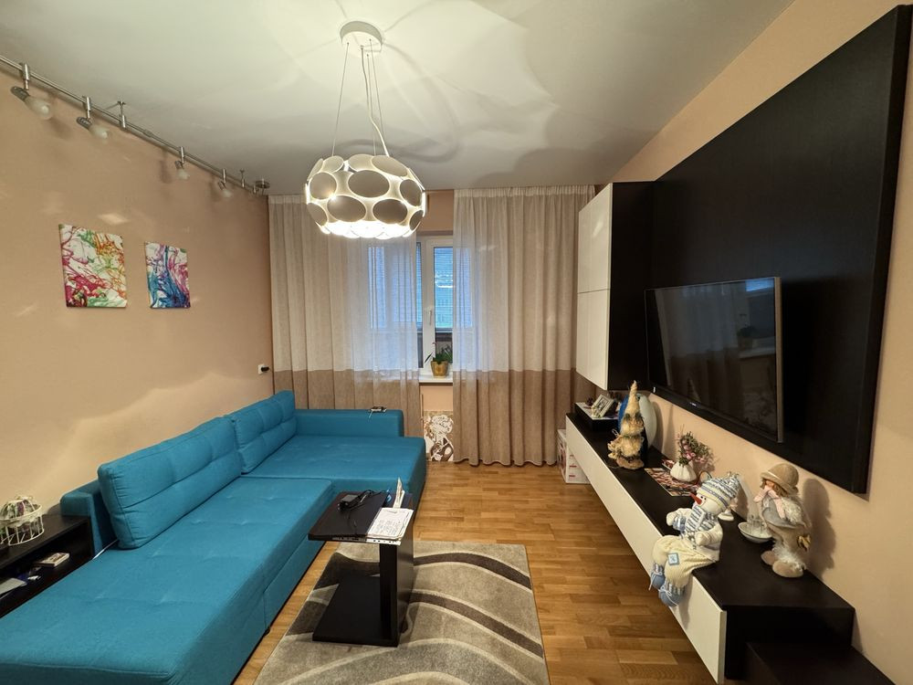 Оренда 2х кімнатної, пров. Квітневий 1б, Виноградар Київ - зображення 1