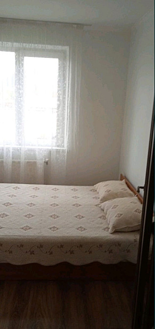 Здається трьох кімнатна з видом на місто та Латорицю. Мукачево - зображення 5