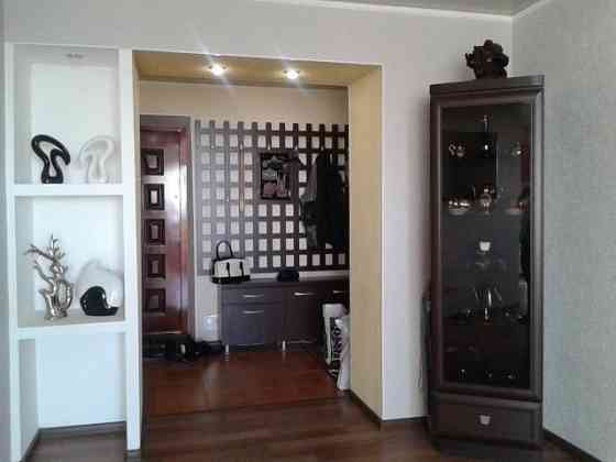 Сдается трёхкомнатая квартира на Литературной Одеса