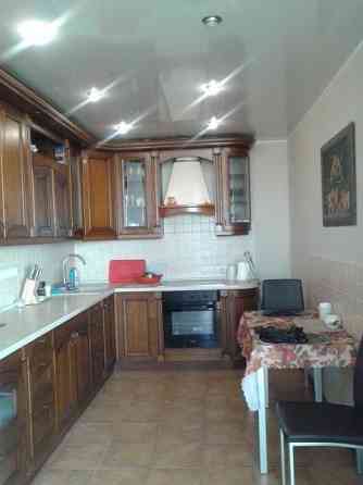 Сдается трёхкомнатая квартира на Литературной Одеса