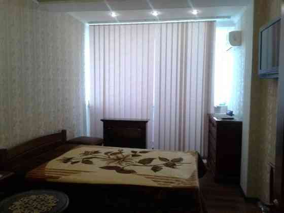 Сдается трёхкомнатая квартира на Литературной Одеса