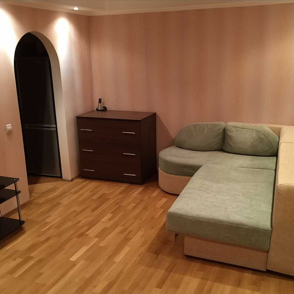 Оренда 1-кімн. квартири , вул. Ратушного (Волгоградская) Київ - зображення 1