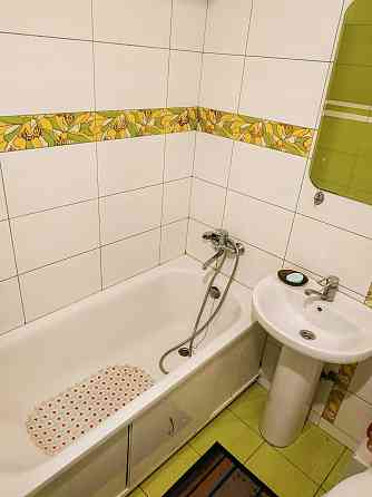 Свободна  с капремонт в кирпичном доме,газ Днепр