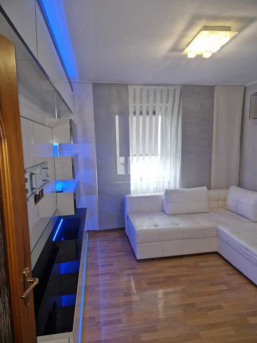 Продаж 2к Осокорки Позняки Гмирі 13 Дарницький Київ - зображення 1