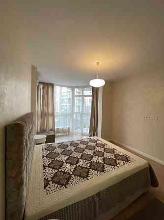 Гарна євротрикімнатна квартира з ремонтом! Буча