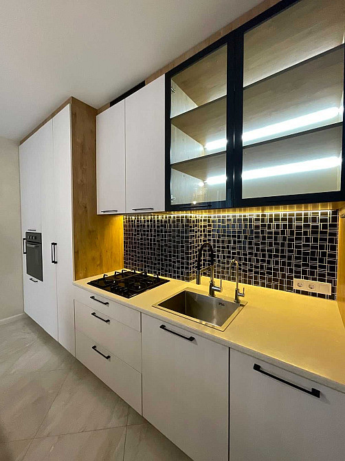 Гарна євротрикімнатна квартира з ремонтом! Буча - изображение 1