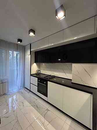 ПРОДАМ 3-кімнатну квартиру з капітальним ремонтом на Таїрова, Вільяма Одесса