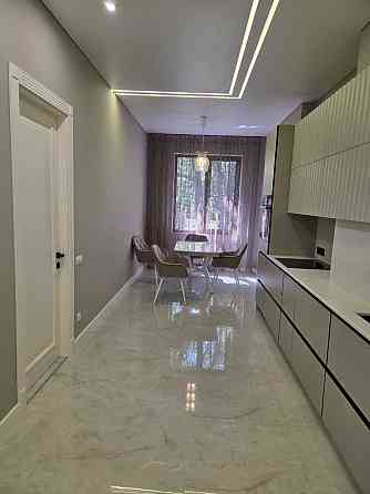 Продам 2х комнатную  в новом доме класса ЭЛИТ в центре города. Одесса