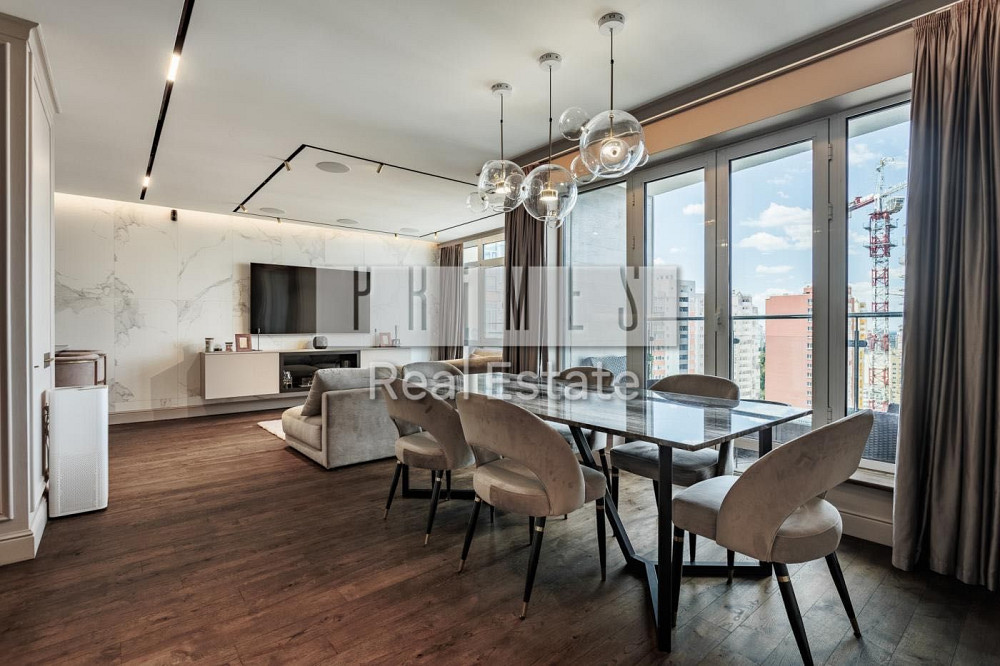 Продаж 4к квартира ремонт 130м2 4 Сезони Максимовича 3Г Голосіївський Київ - зображення 1