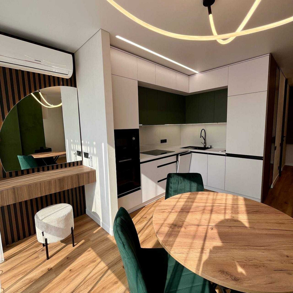 Квартира з дизайнерським ремонтом поблизу Veles Mall Ивано-Франковск - изображение 1