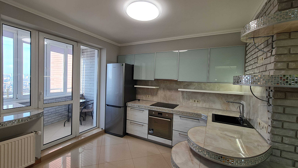 Оболонь, продаж, власник. Київ - зображення 1