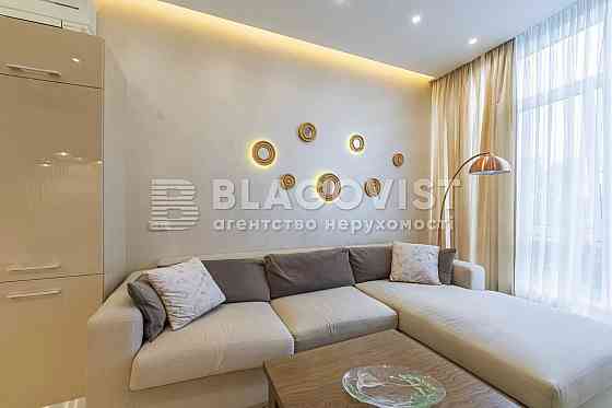 Продаж 2х кімнатної квартири вул. Андрія Верхогляда 2-А, Драгомирова Київ