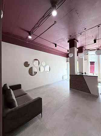 Продам Свою квартиру на 1 этаже , 55 кв м с потолками 4 м в Айтауне Одесса