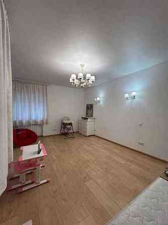 Велика 3-кімнатна з ремонтом та атмосферою у ЖК закритого типу Ирпень