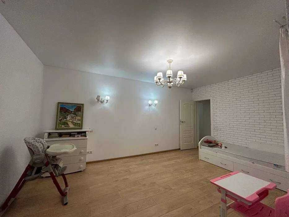 Велика 3-кімнатна з ремонтом та атмосферою у ЖК закритого типу Ирпень - изображение 4