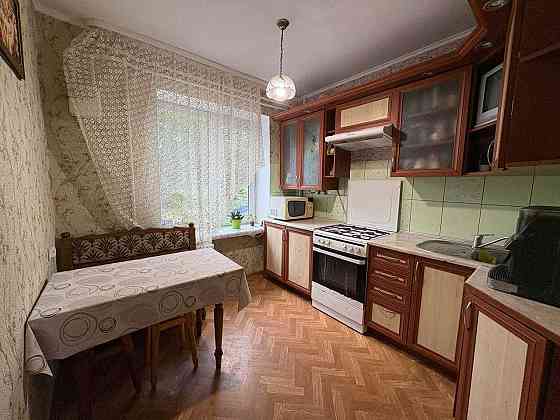 $$ Продам 3-кімнатну квартиру, цегляний будинок, Здолбунів Здолбунів