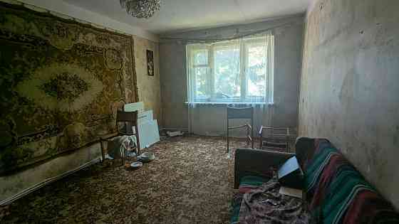 Продає 2 кімн.по вул станційній Ужгород