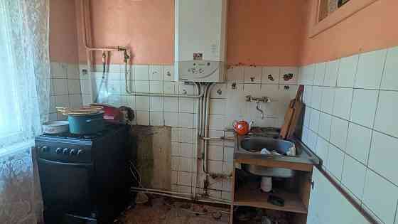 Продає 2 кімн.по вул станційній Ужгород