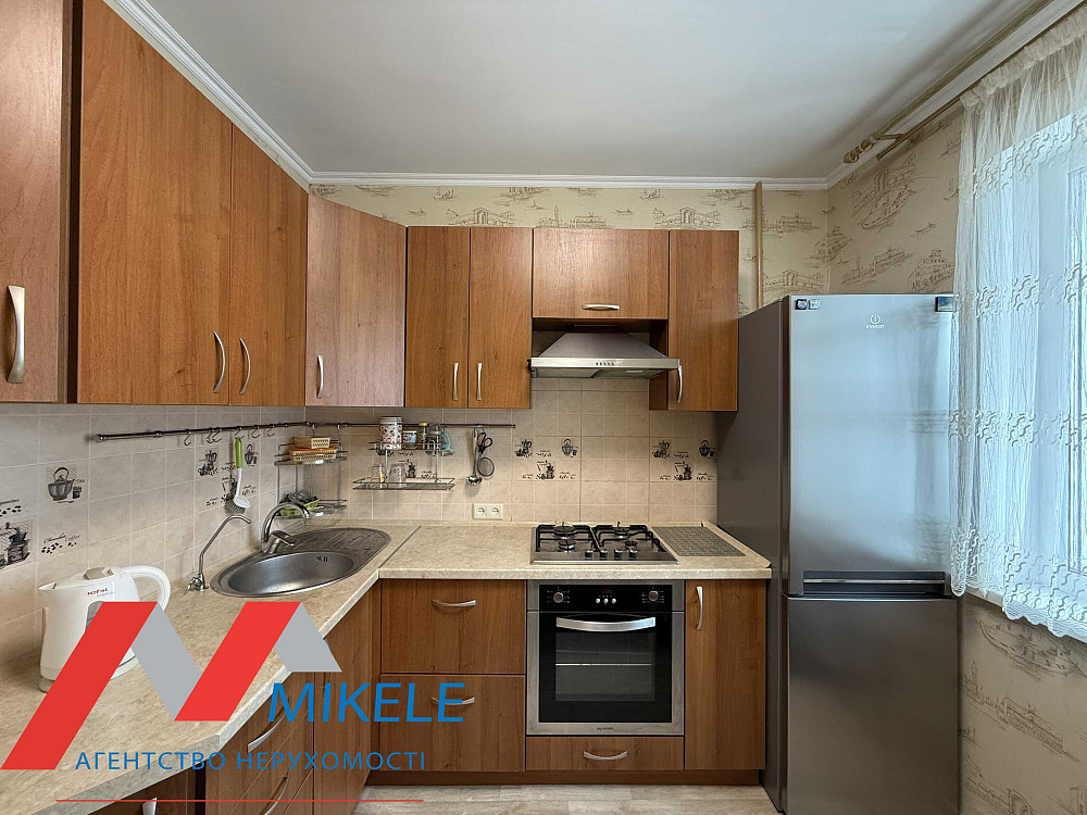 Без% 1к 40м2 вул. Ревуцького 24/4 м. Харківська Позняки Ахматової Киев - изображение 3