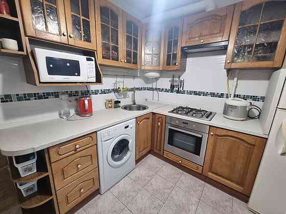 Продам 3 км кварт  бульвар Ігоря Шамо 10 метро Лівобережна Лівий берег Киев