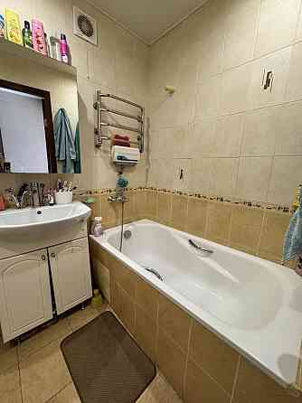 Терміновий продаж 2 кімнатної квартири в районі Шкільна біля 3 лікарні Черкассы