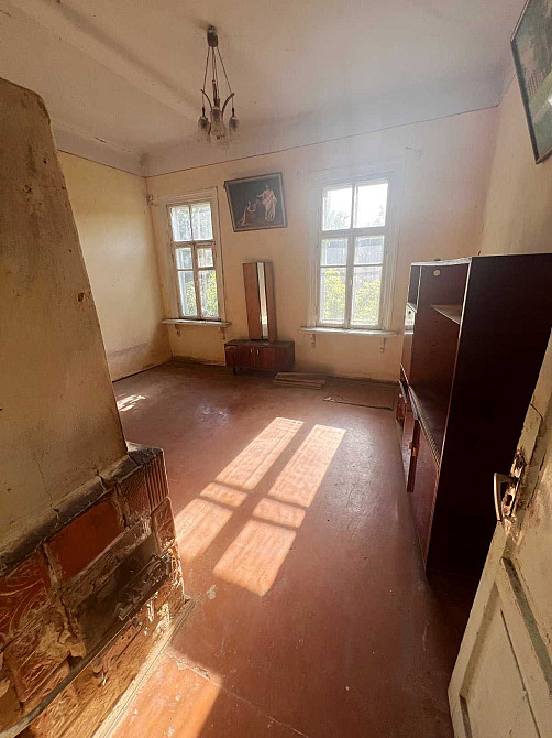 y Продається 2-кімнатна квартира на землі в районі ЖД вокзалу Ровно - изображение 2