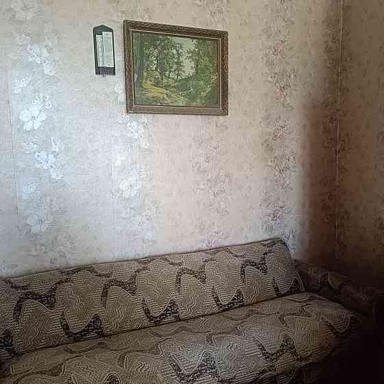 Продам 2 х кімнатну сталінку пл.Соборна Житомир