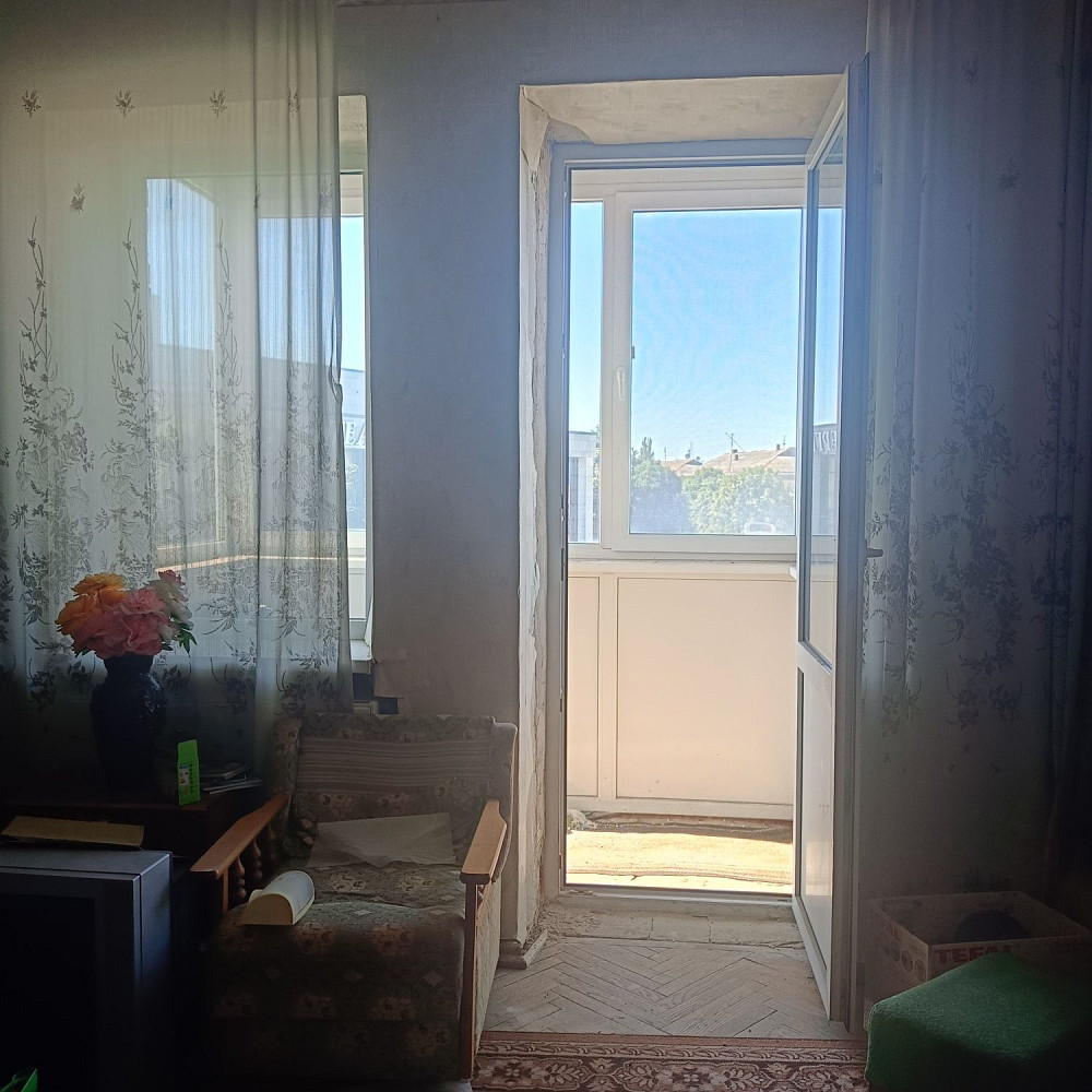 Продам 2 х кімнатну сталінку пл.Соборна Житомир - изображение 3