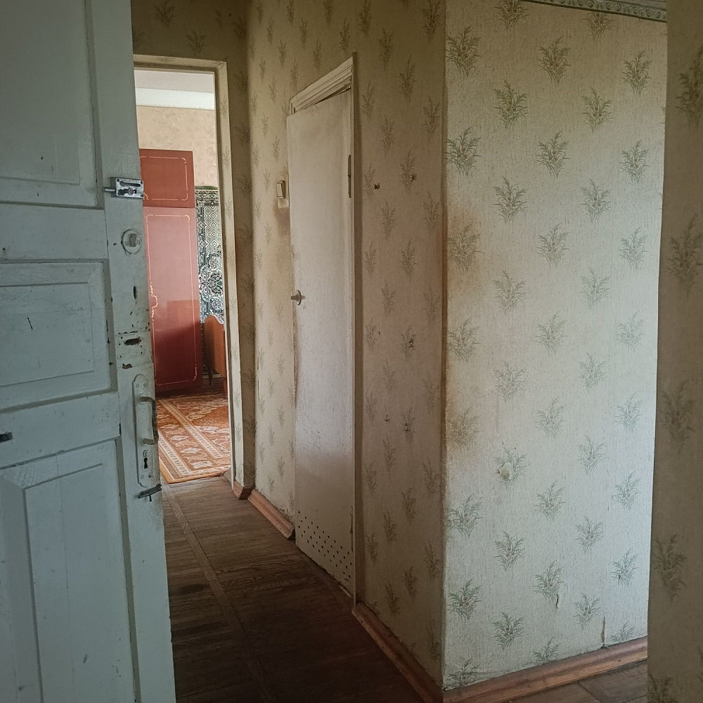 Продам 2 х кімнатну сталінку пл.Соборна Житомир - изображение 4