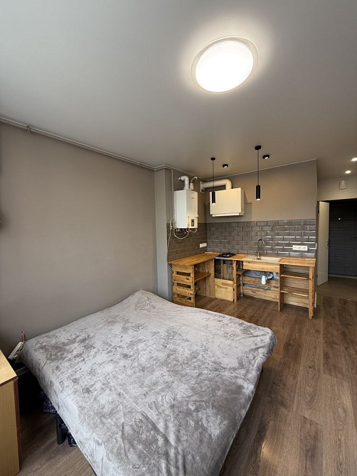 Продам квартиру студію з ремонтом! Поруч парк Ирпень - изображение 4