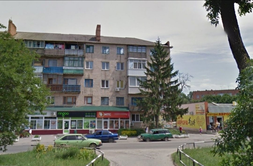 Продам 4-кімнатну квартиру в серці Гадяча — під ремонт. Гадяч - изображение 1