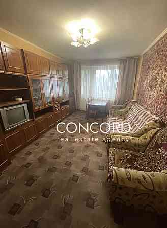 Метро Дарниця. Продам 2к Райдужна вул., 10 Киев