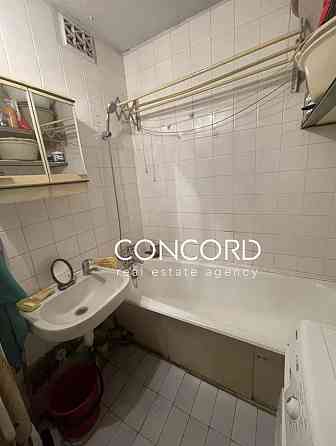 Метро Дарниця. Продам 2к Райдужна вул., 10 Киев