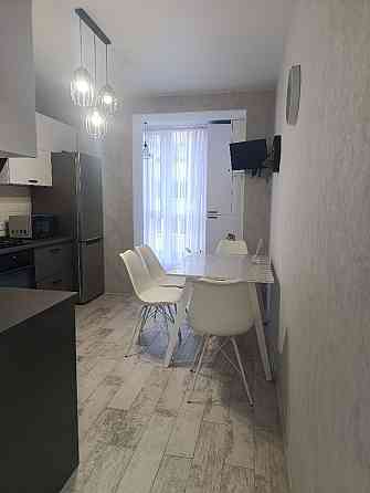 Сдам 1 комнатную квартиру в ЖК Чайка на Сахарова Ліски