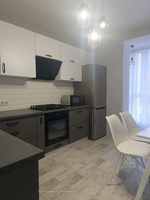 Сдам 1 комнатную квартиру в ЖК Чайка на Сахарова Лески  - изображение 1