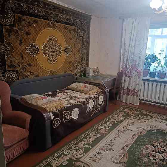 Здається в оренду  3-кімнатна квартира у центрі міста Прилуки