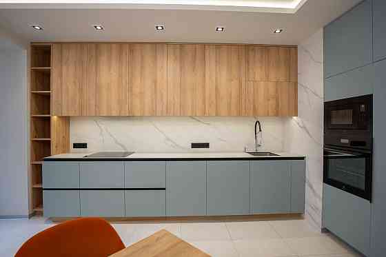 Оренда 3 кімнатна квартира Київ Салютна 1Б Нивки біля парку з балконом Киев