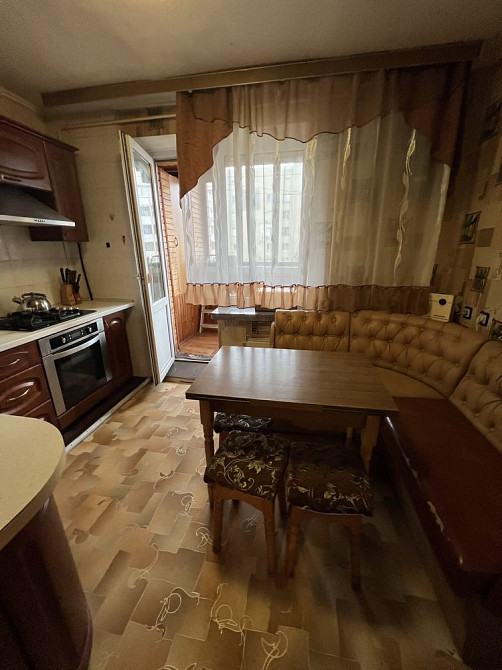 3х кімн.кв вул. Клавдіівська 36 Новобіличі Киев - изображение 1