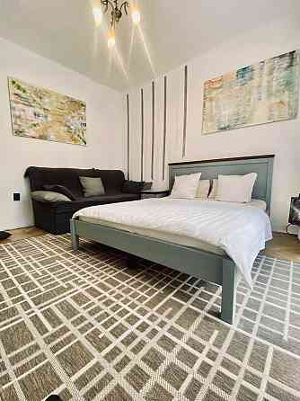 довготривала оренда  2 кім біля універу Львов