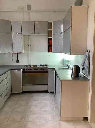 Оренда без комісіі 3к квартири, вул. Білоруська біля метро Киев