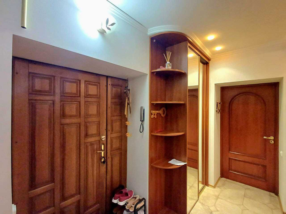 Продам просторную 2к квартиру Нагорка Писаржевского 11 Дніпро - зображення 8