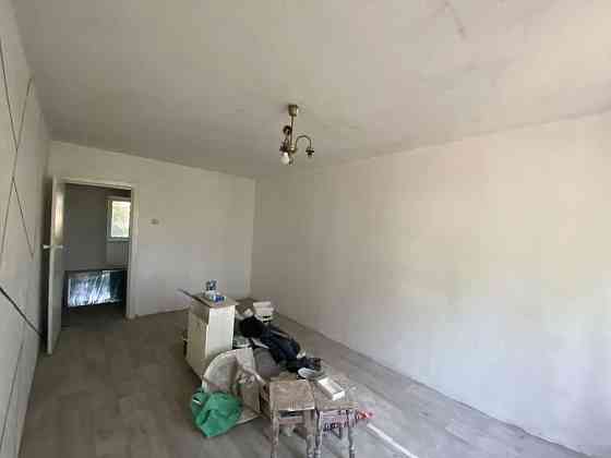 Продам двухкомнатную квартиру на первом этаже Самары