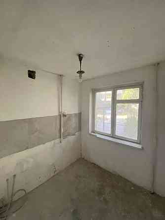 Продам двухкомнатную квартиру на первом этаже Самары