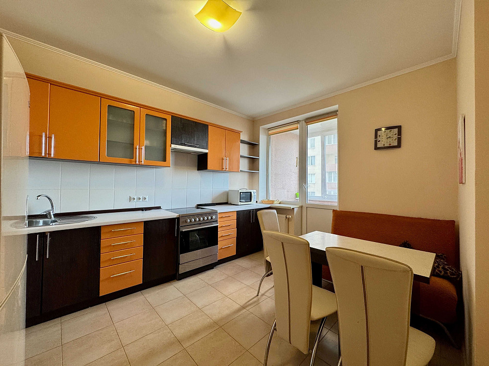 Простора 1-к. квартира, вул. Олевська 5 м. Академмістечко. Без комісії Київ - зображення 1